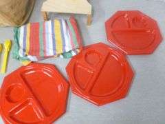 Picnic Basket With Plates / Cups / Related Items