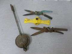 Lawn & Garden Items - Campfire Pie Maker