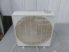 Weather Works 3 Speed 10" Tabletop Fan