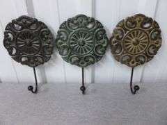 Modern Metal Art Wall Mount Coat Rack - 16" W