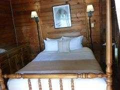 Nice Solid Wood Four Poster Queen/Full Platform Bed Frame - See Description