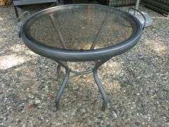 Nice Patio Cocktail Table - 22" Round x 20" H