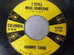 (5) Collectible 45's Records - Elvis / Johnny Cash