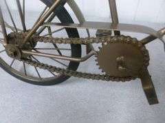 Nice Metal Bike Mantle Decoration