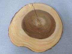 Nice Live Edge / Slabwood Serving Board - 13" Diameter