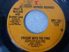 (5) Collectible 45's Records - Elvis / Johnny Cash