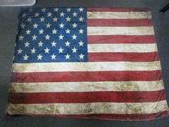 Nice US Flag Themed Couch Blanket - Like New