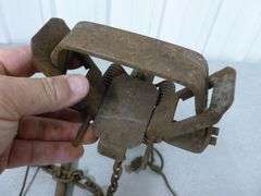 Large Jump Trap With Ground Stake - 5.5" Across