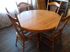 Beautiful Shin - Lee (5) Piece Solid Oak Dining Room Set