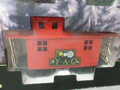 FAO Schwarz 30 Piece Motorized Train Set