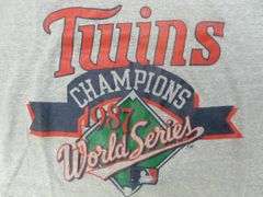 Collectible Minnesota Twins 1987 World Champs Women's Shirt Size Large