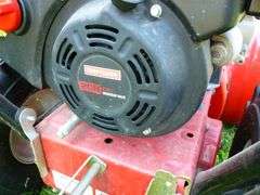 Nice Craftsman E-Z Steer / Gas Snowblower