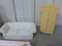Large Group Of Doll Furniture / Accessories / Barbie Dolls