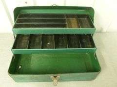 Vintage My Buddy No. 252 Metal Tackle Box