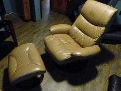 Lane - Tan Leather Swivel Reclining Chair With Ottoman