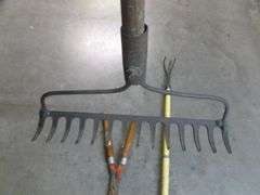 (3) Lawn & Garden Tools - Garden Rake / Telescoping Cultivator / Large Trimmer