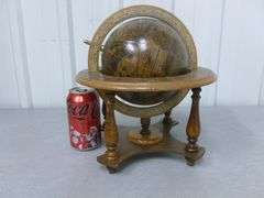 World Globe Themed - Wooden Mantle Decoration