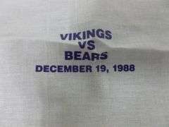 Minnesota Vikings / Wild Stadium Souveneer Items - Wild Round 2 Playoff Towel - 1988 Vikings Towel
