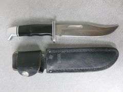 Large Buck USA 119 Stainless Hunting Knife With Leather Sheath - 10.5" L