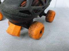 Roller Derby Kids Adjustable Roller Skates Size 3-6