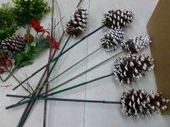 Group Of Nice Christmas Themed Artificial Plants / Decor Items - Related Items