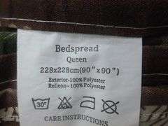 Nice Upnorth Themed Queen Quilt / (2) Pillow Shams