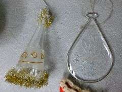 Large Group Of Nice Christmas Tree Ornaments / Bulbs