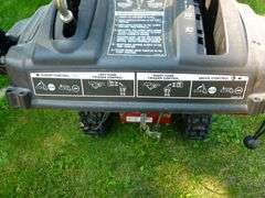 Nice Craftsman E-Z Steer / Gas Snowblower