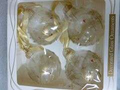 Large Group Of Nice Christmas Tree Ornaments / Bulbs