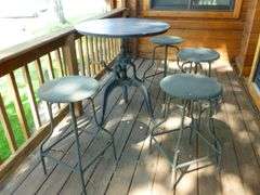 Nice (5) Piece Metal Patio Set