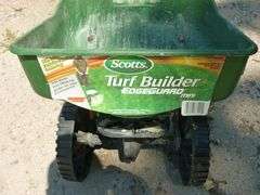 Scott's Turf Builder Edge Guard Fertilizer Spreader