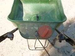 Scott's Turf Builder Edge Guard Fertilizer Spreader