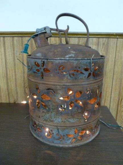 Vintage Five Gallon Oil Can / Metal Art Holiday Lid Decoration