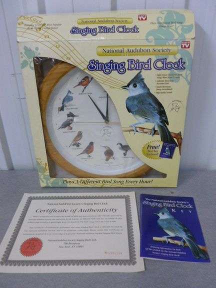 New - National Audubon Society - 13" Singing Bird Clock