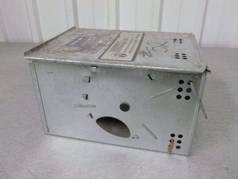 Large Ketch-All Automatic Mouse Catcher - Metal - Oberman Auctions