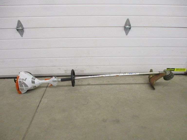 Stihl FS 56 RC Straight Shaft 2 Cycle Gas Trimmer