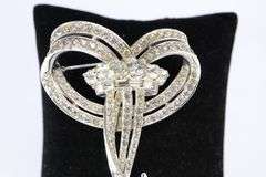 MARCEL BOUCHER RHINESTONE BROOCH, 2-5/8X1-3/4"