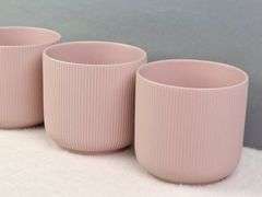 SET OF 3 GRADVIS PINK CERAMIC PLANT POTS, RIBBED SIDES, 5" X 5.75"
