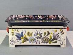 VINTAGE GERMAN METAL SCALE WITH REMOVABLE TRAY, HAND PAINTED FLORAL DESIGN, 12.25" x 7.75" x 5".