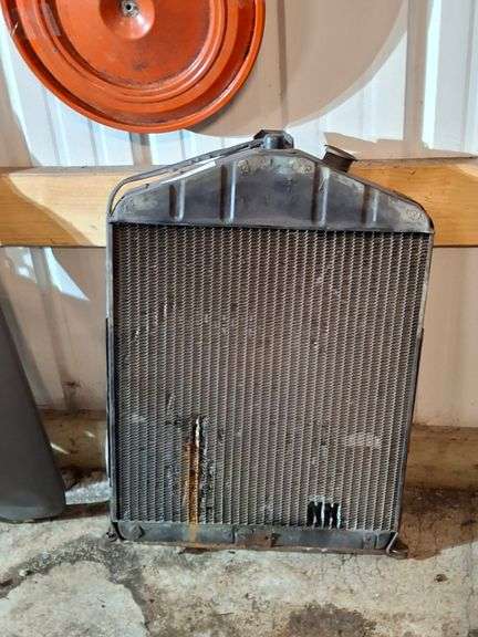 Ford Model A Radiator - Pacific Auctions And Appraisals