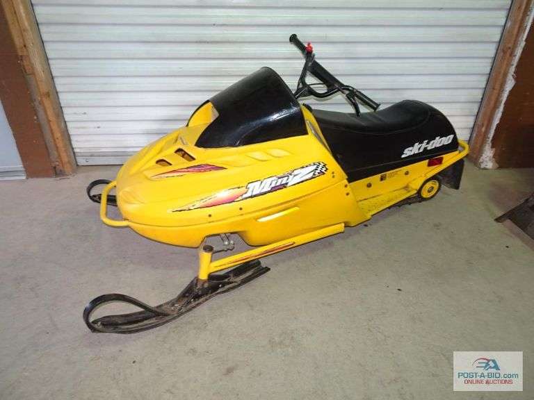 Ski Doo Mini Z, Owne - Elsenpeter Auctions & Real Estate, Inc. dba