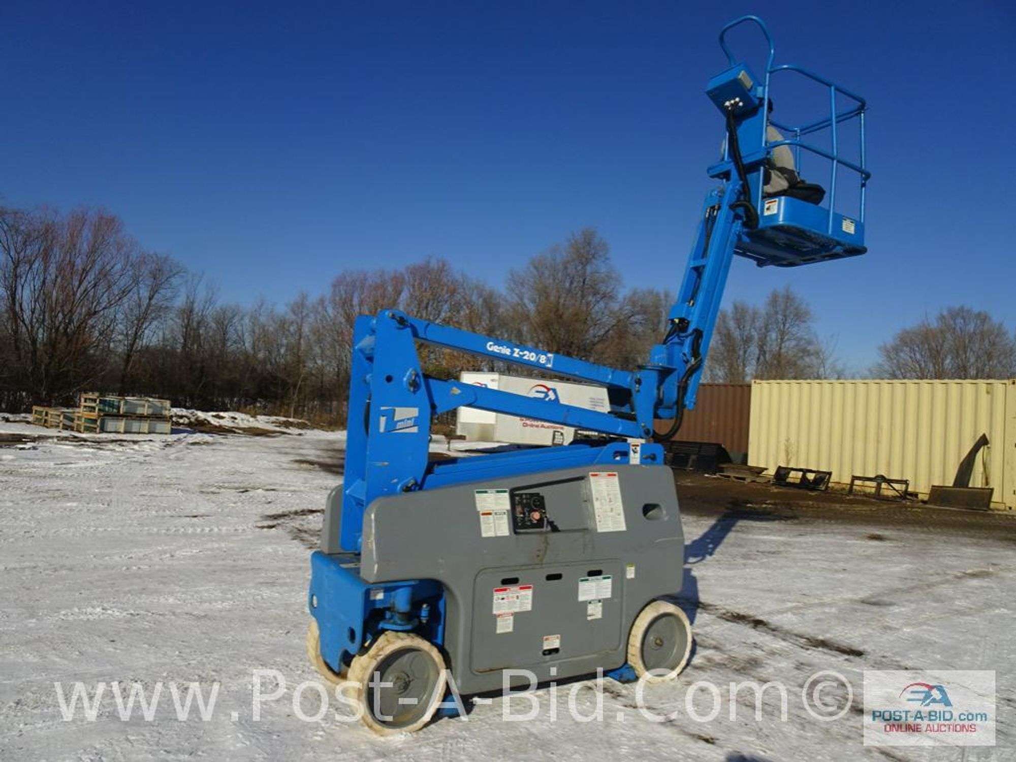 シュネー Genie Z-20/8 Electric Man Lift - Elsenpeter Auctions & Real