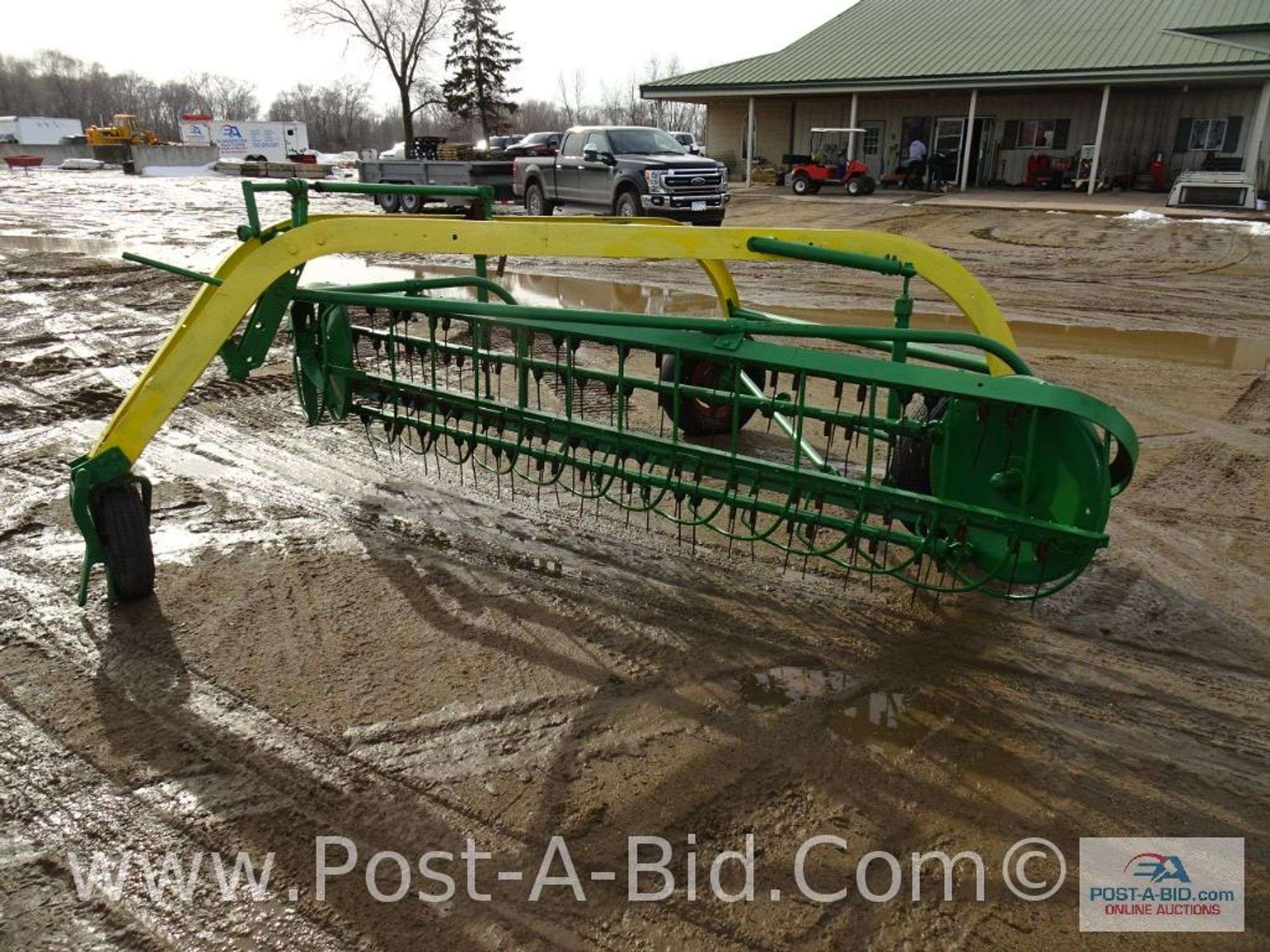 John Deere 896 Hay Rake. - Elsenpeter Auctions \u0026 Real Estate, Inc. dba  Post-A-Bid.Com, image size:2000x1500