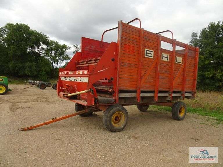Gehl 810 14' Chopper Box,
