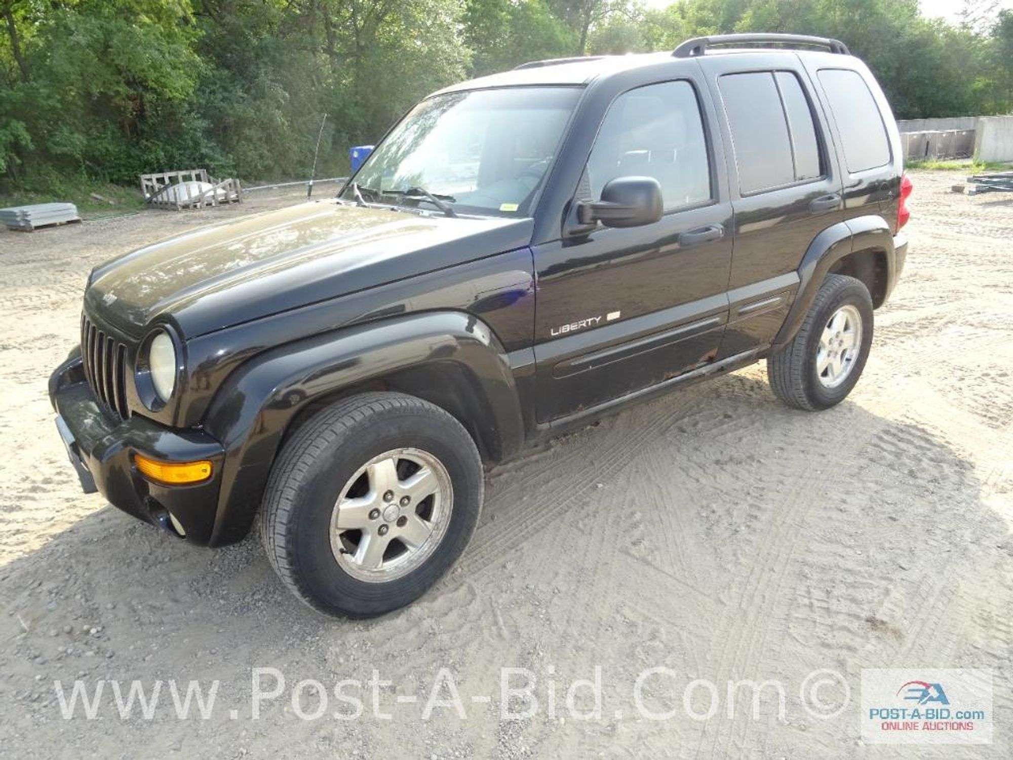 2002 Jeep Liberty 4 Door Vehic - Elsenpeter Auctions & Real