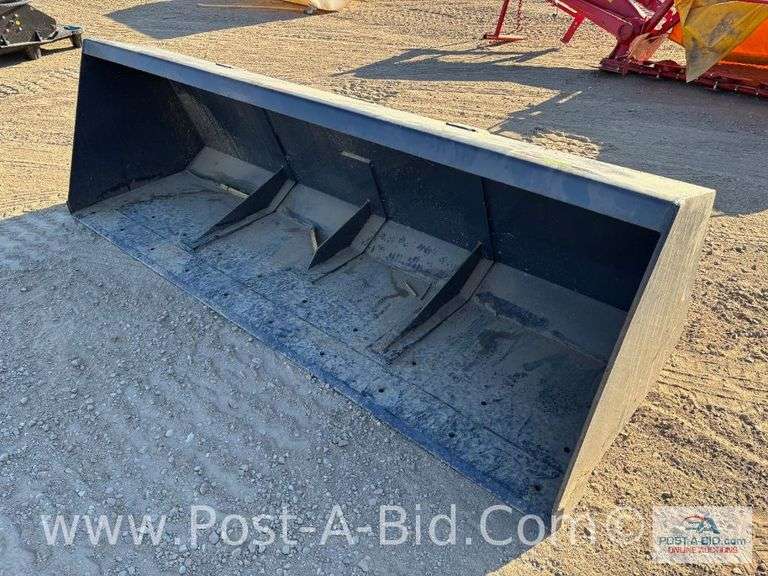 8' Loader Bucket
