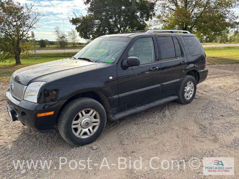 2004 Mercury Mountaineer With 162,426 Miles, 4.0L Motor, AM/FM/CD Player, D