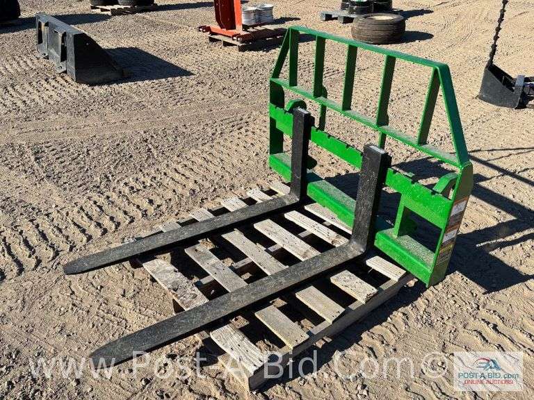 48" Frontier Pallet Forks.