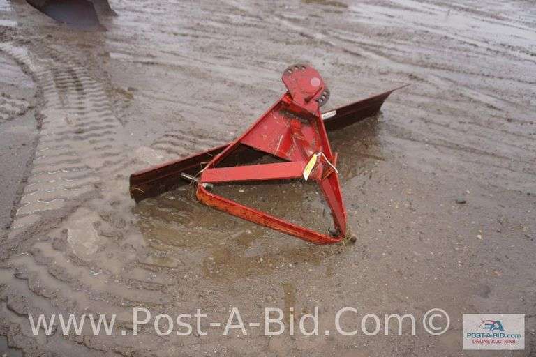 6' Back Blade With 3 Point Hook Up.