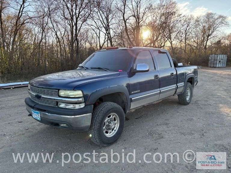 2002 Chevy 1500 Crew Cab Heavy Duty Truck With 353, 797 Miles, V8 Motor, No